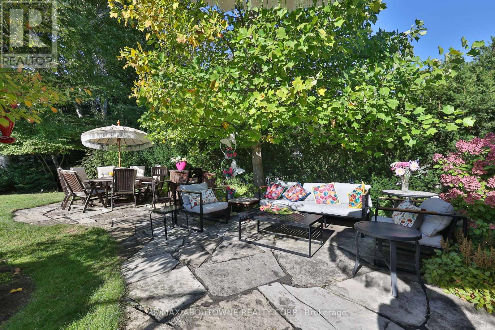 Detached at 342 POMONA AVENUE, Burlington