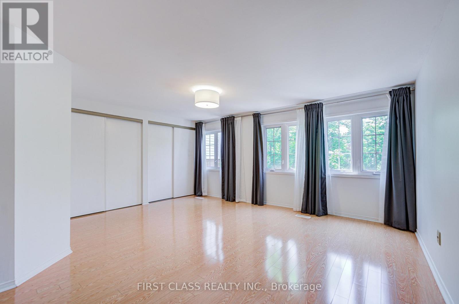 Townhouse at 33 - 4605 DONEGAL DRIVE, Mississauga