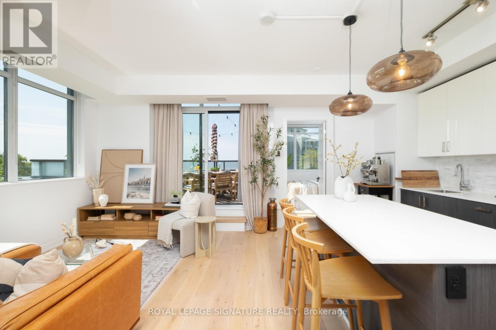 Apartment at 610 - 36 HOWARD PARK AVENUE, Toronto