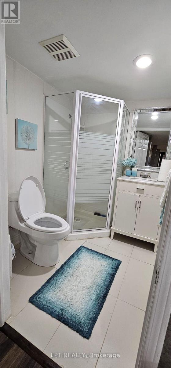Detached at 3577 COLONIAL DRIVE, Mississauga