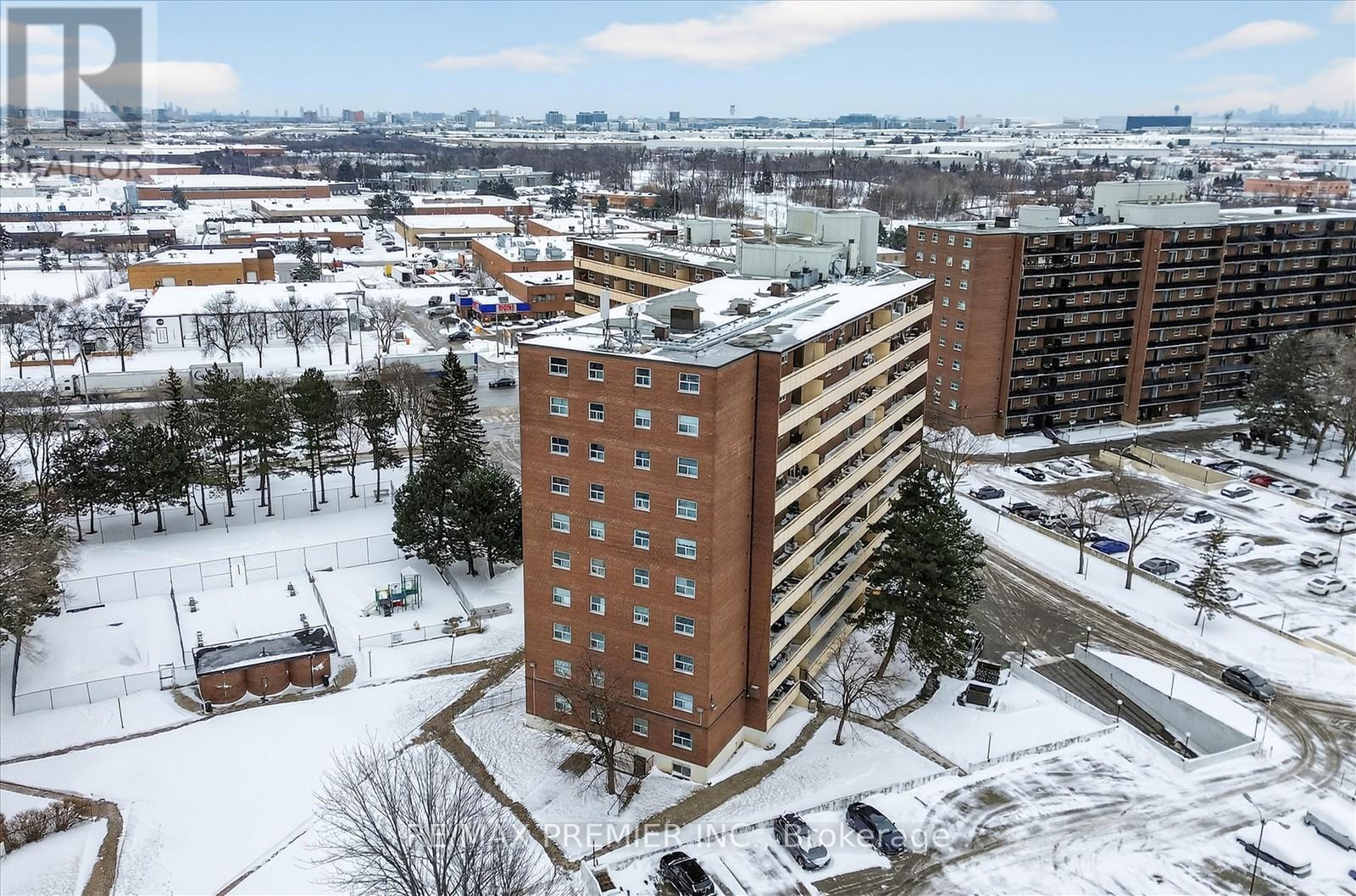 Apartment at 712 - 3555 DERRY ROAD E, Mississauga