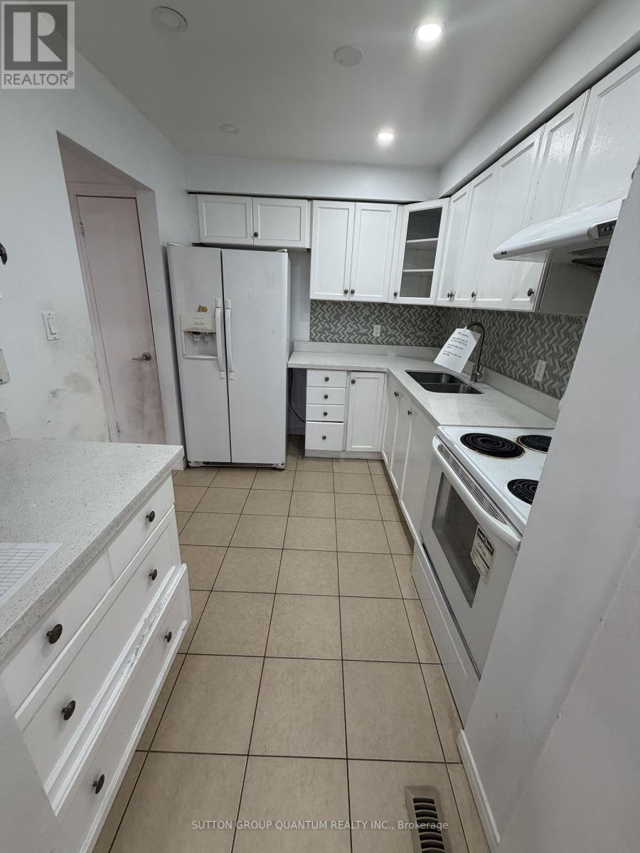 Townhouse at 48 CARLETON PLACE S, Brampton