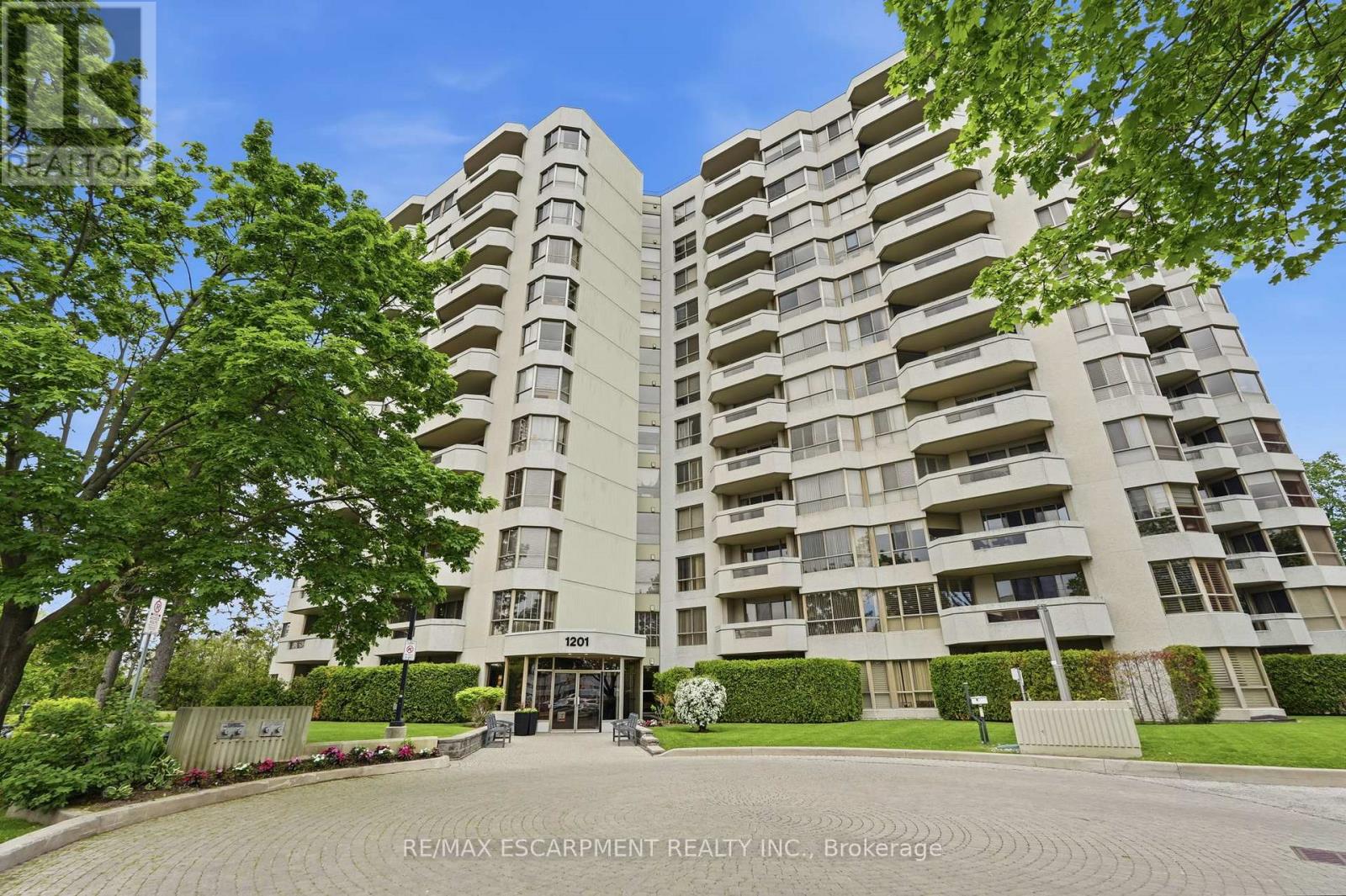 Apartment at 1003 - 1201 NORTH SHORE BOULEVARD E, Burlington