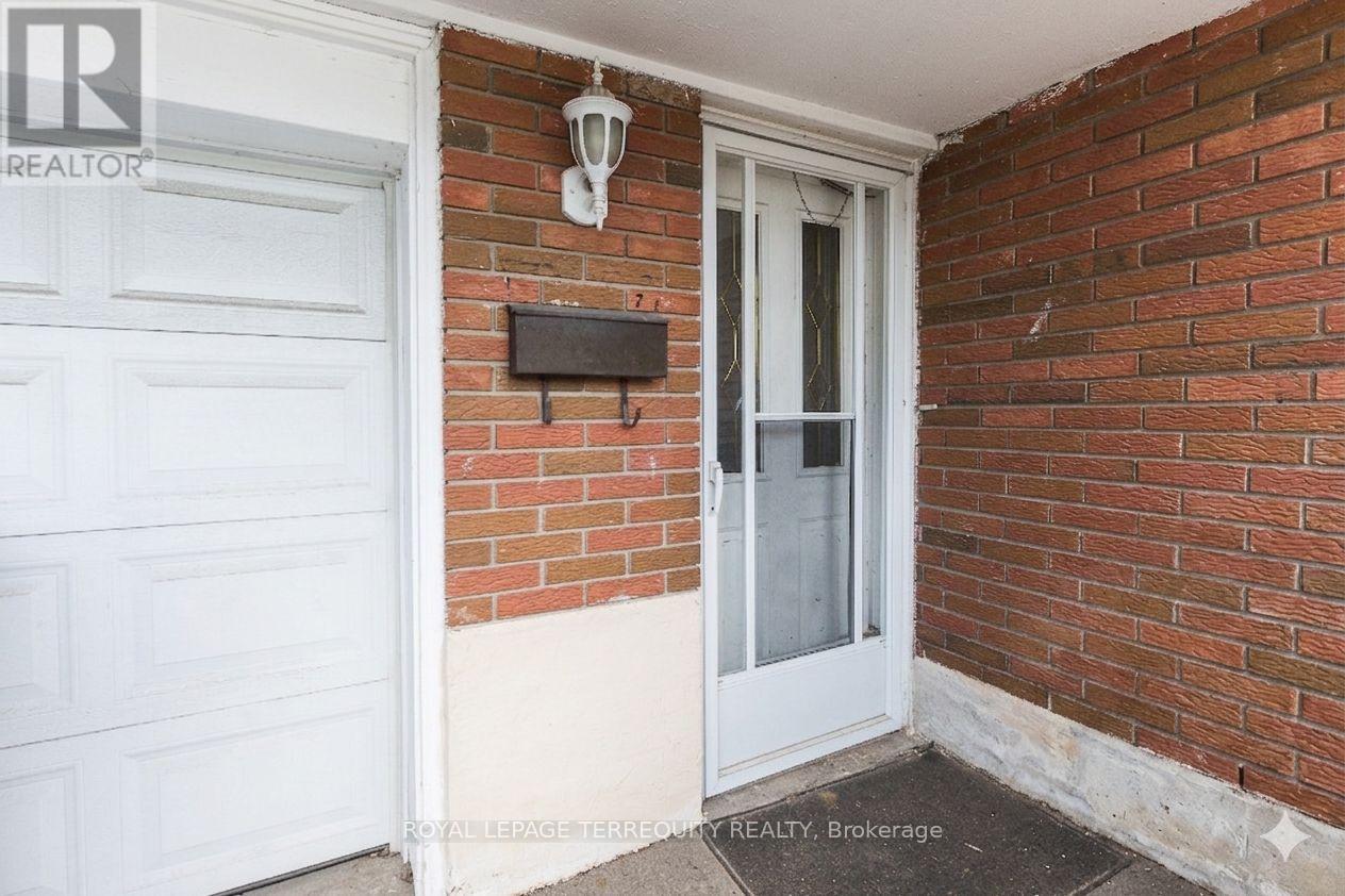 Semi-Detached/Link at 783 ANNAMORE ROAD, Mississauga