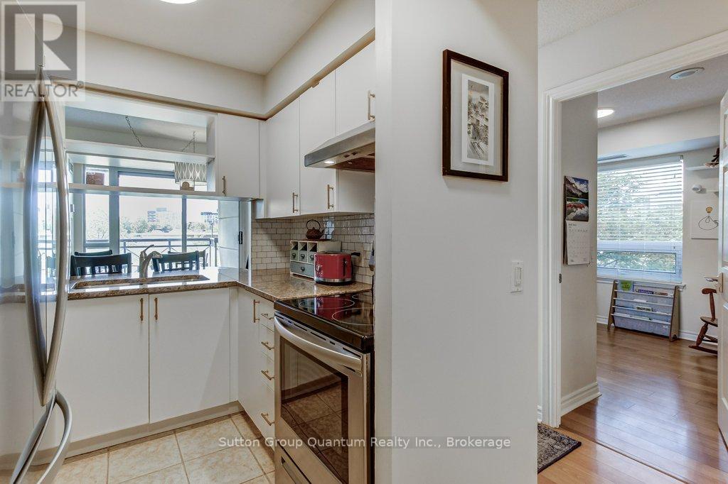 Apartment at 203 - 2365 CENTRAL PARK DRIVE, Oakville