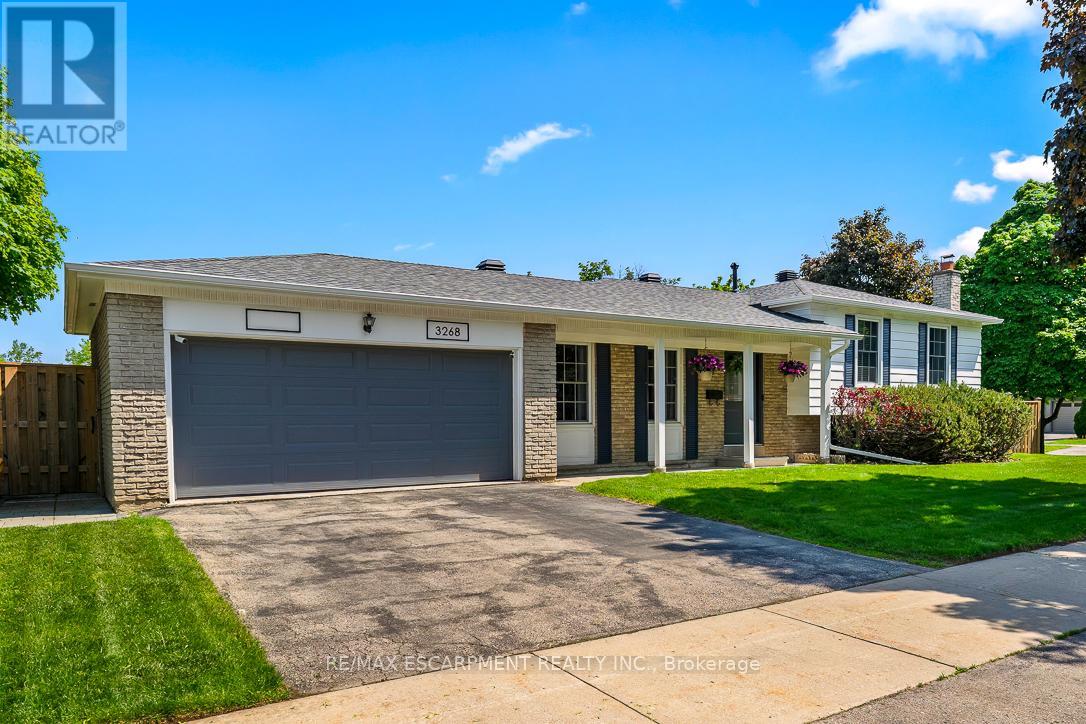 Detached at 3268 MAINSAIL CRESCENT, Mississauga (Erin Mills)