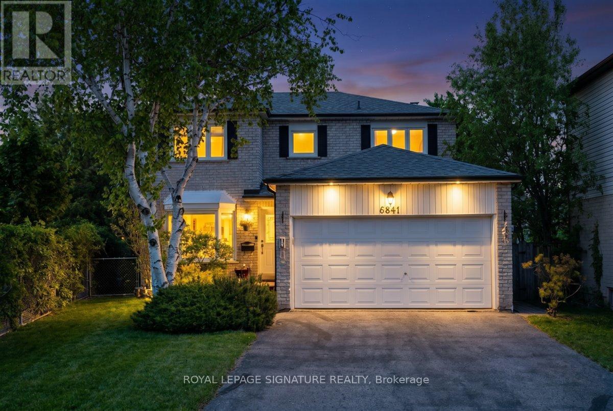 Detached at 6841 MARKWOOD PLACE, Mississauga (Meadowvale)