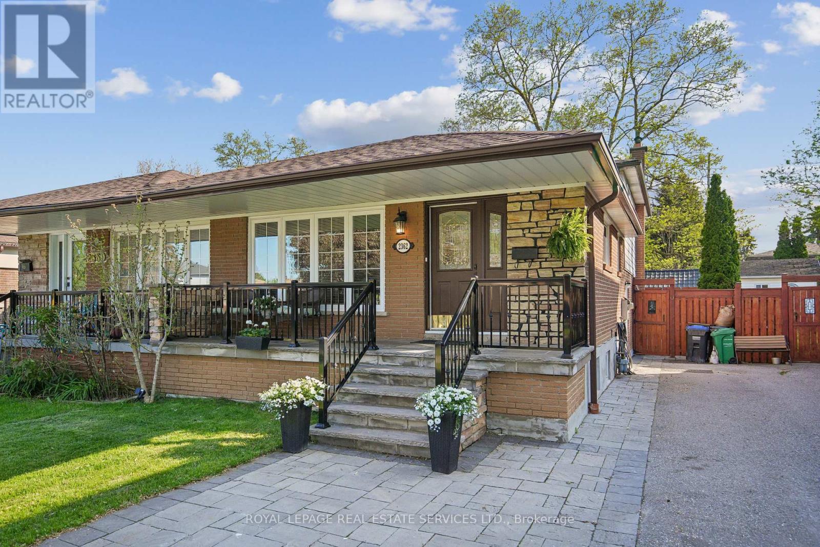 Semi-Detached/Link at 2362 GARETH ROAD, Mississauga (Cooksville)