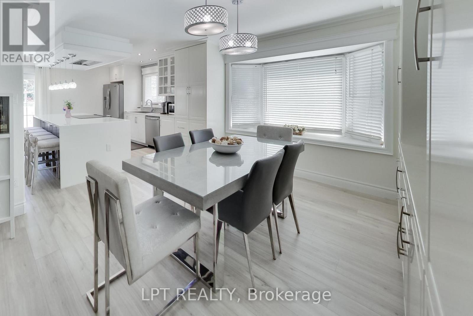 Semi-Detached/Link at 2482 SNOWHILL COURT, Burlington