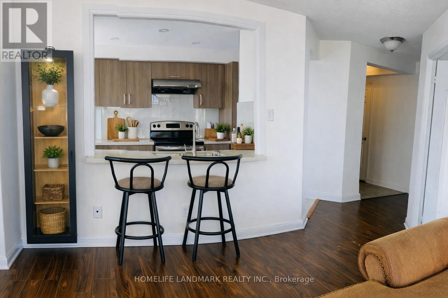 Apartment at 1510 - 22 HANOVER ROAD, Brampton