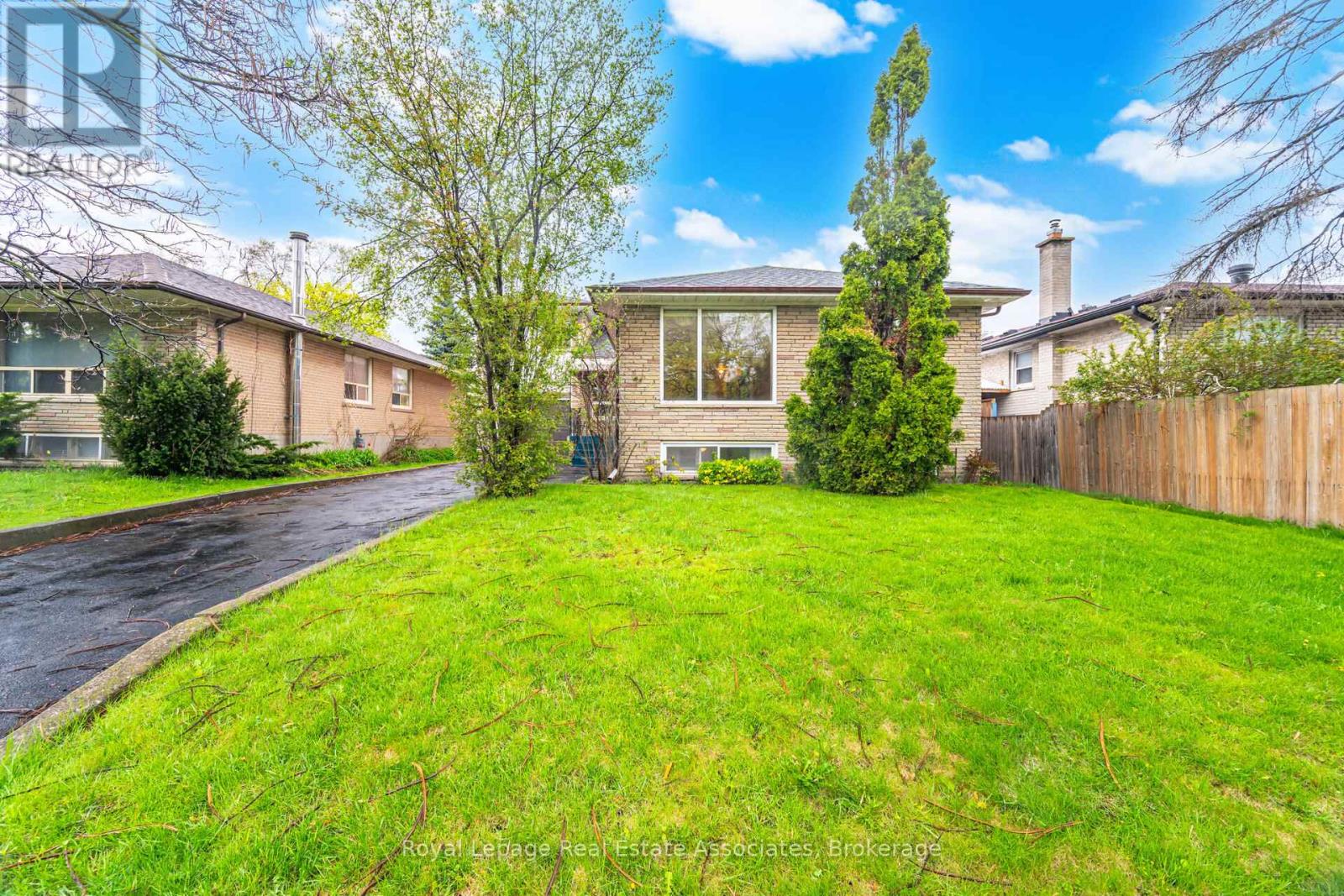 Detached at 193 KINGSVIEW BOULEVARD, Toronto (Kingsview Village-The Westway)