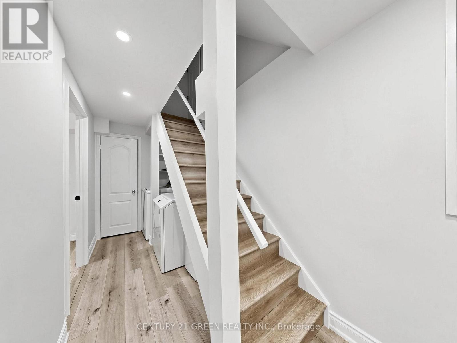 Semi-Detached/Link at 16 MOUNT FUJI CRESCENT, Brampton
