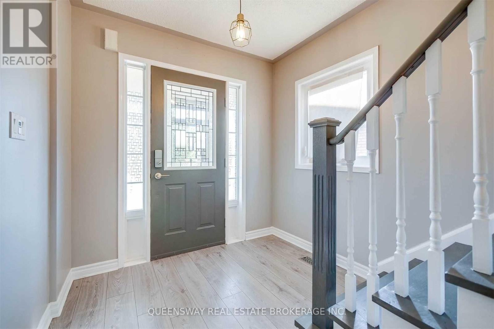 Semi-Detached/Link at 20 HESKETH COURT, Caledon