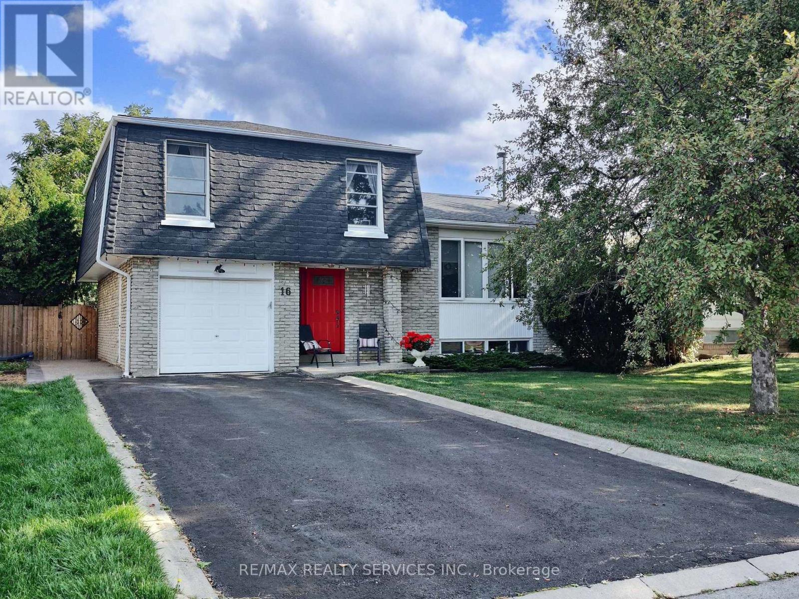 Detached at 16 GRASSINGTON CRESCENT, Brampton (Northgate)