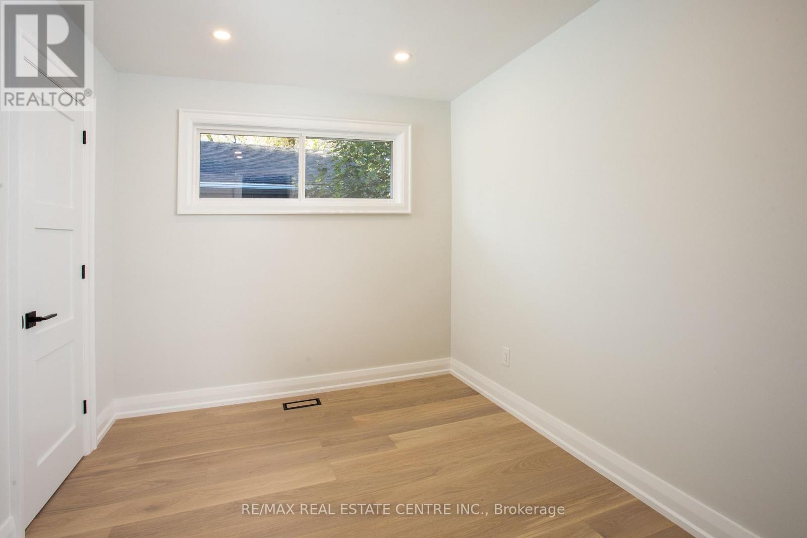 Detached at 446 WILLIS DRIVE, Oakville