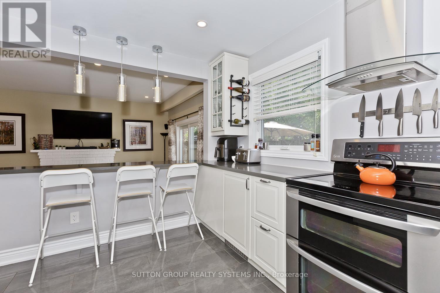 Detached at 6686 BARRISDALE DRIVE, Mississauga
