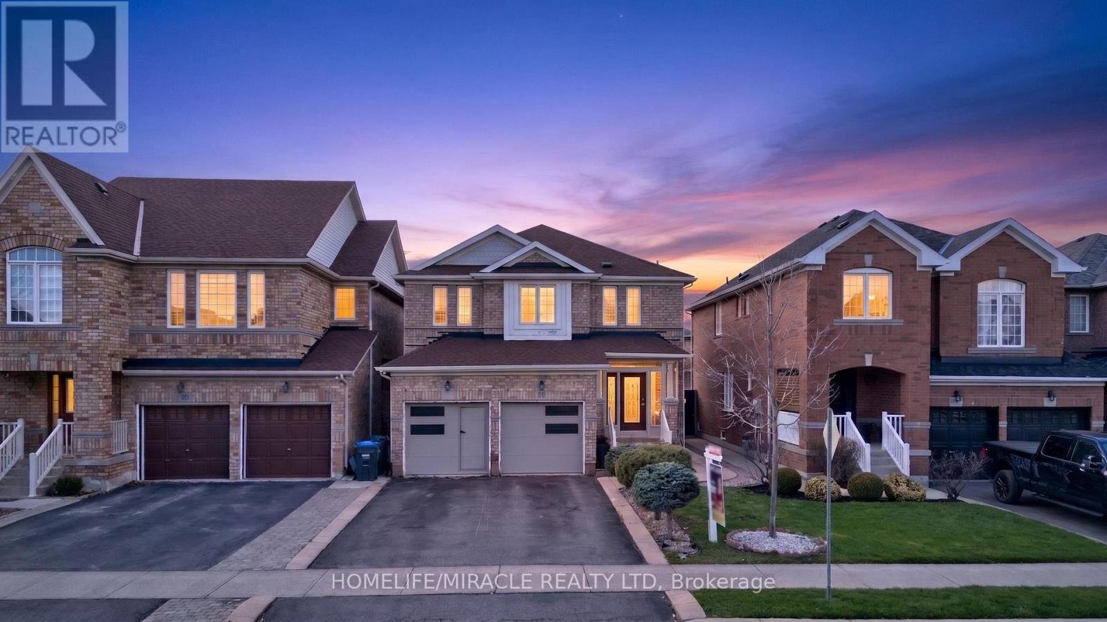 Detached at 86 BUICK BOULEVARD, Brampton