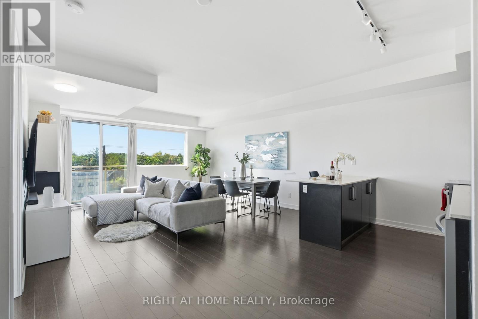 Apartment at 411 - 5101 DUNDAS STREET W, Toronto (Islington-City Centre West)
