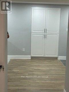 Detached at BSMT. - 930 SILVERSMITH DRIVE, Mississauga