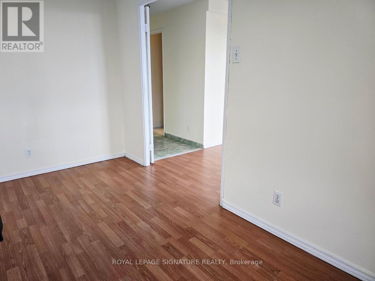 Apartment at 213 - 41 MARKBROOK LANE, Toronto
