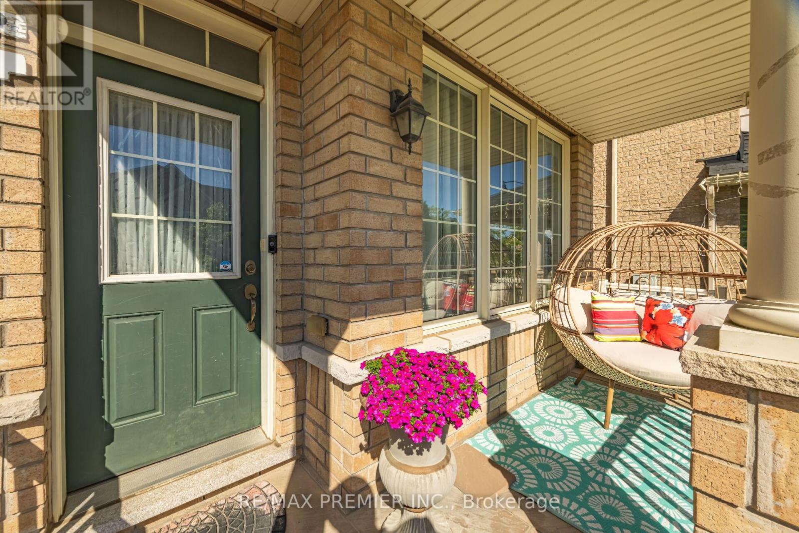 Semi-Detached/Link at 85 KIMBOROUGH HOLLOW, Brampton