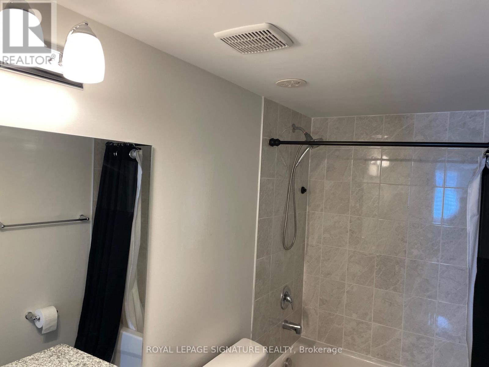 Townhouse at 11 - 20 WOODSTREAM DRIVE, Toronto