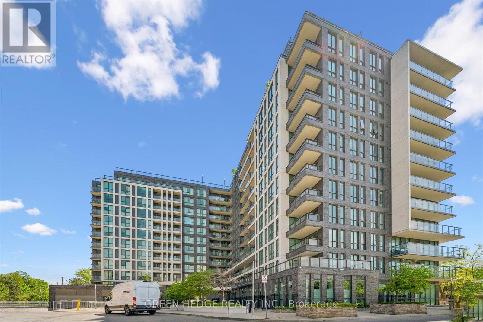Apartment at 617 - 80 ESTHER LORRIE DRIVE, Toronto (West Humber-Clairville)
