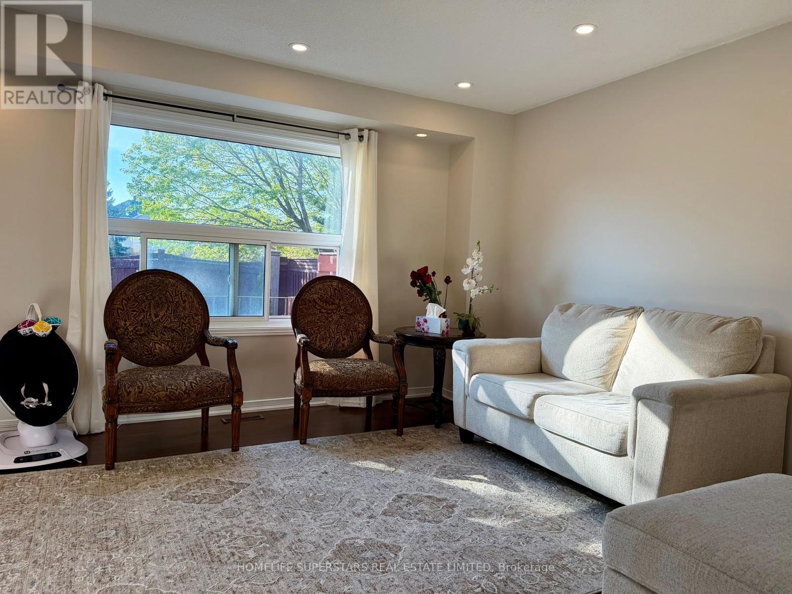Semi-Detached/Link at 172 RAINFOREST DRIVE N, Brampton