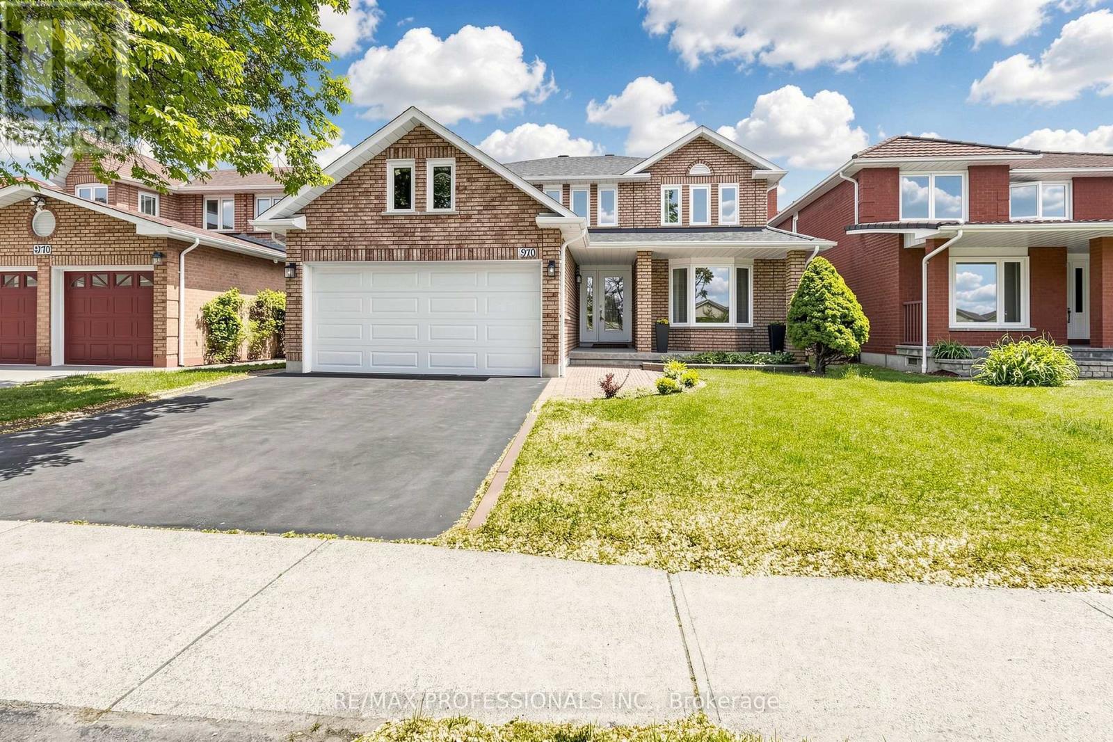 Detached at 970 SILVERSMITH DRIVE, Mississauga (East Credit)