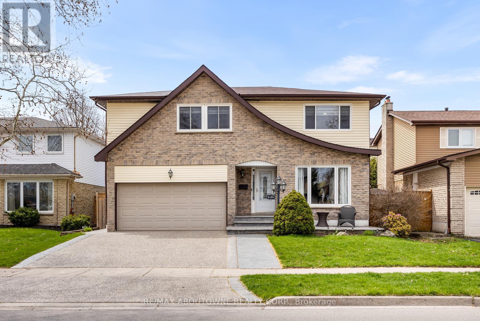 Detached at 2474 CAVENDISH DRIVE, Burlington