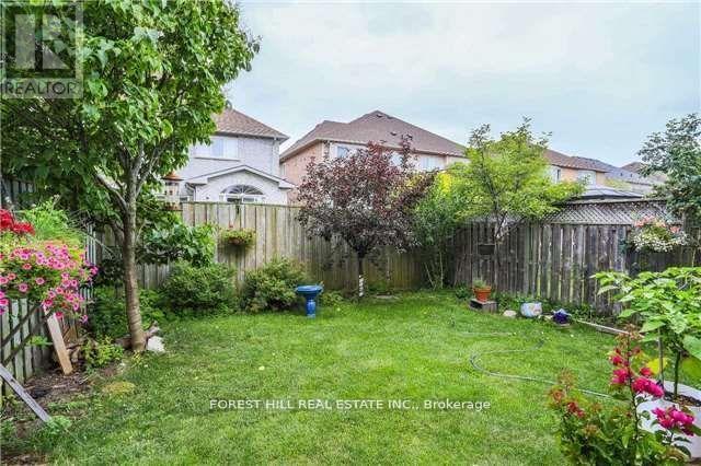 Semi-Detached/Link at 5816 RAFTSMAN COVE DRIVE, Mississauga