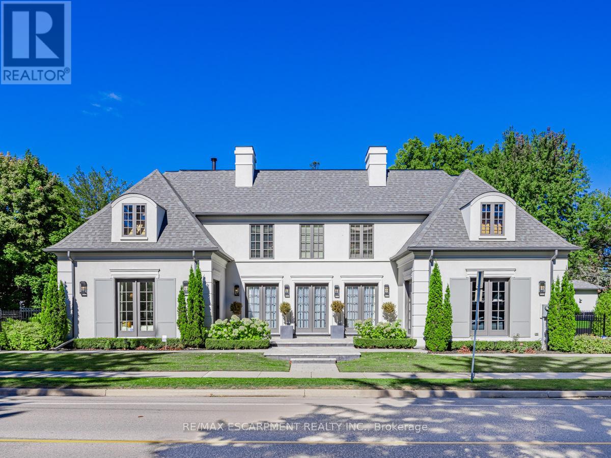 Detached at 393 MAPLE GROVE DRIVE, Oakville (MO Morrison)