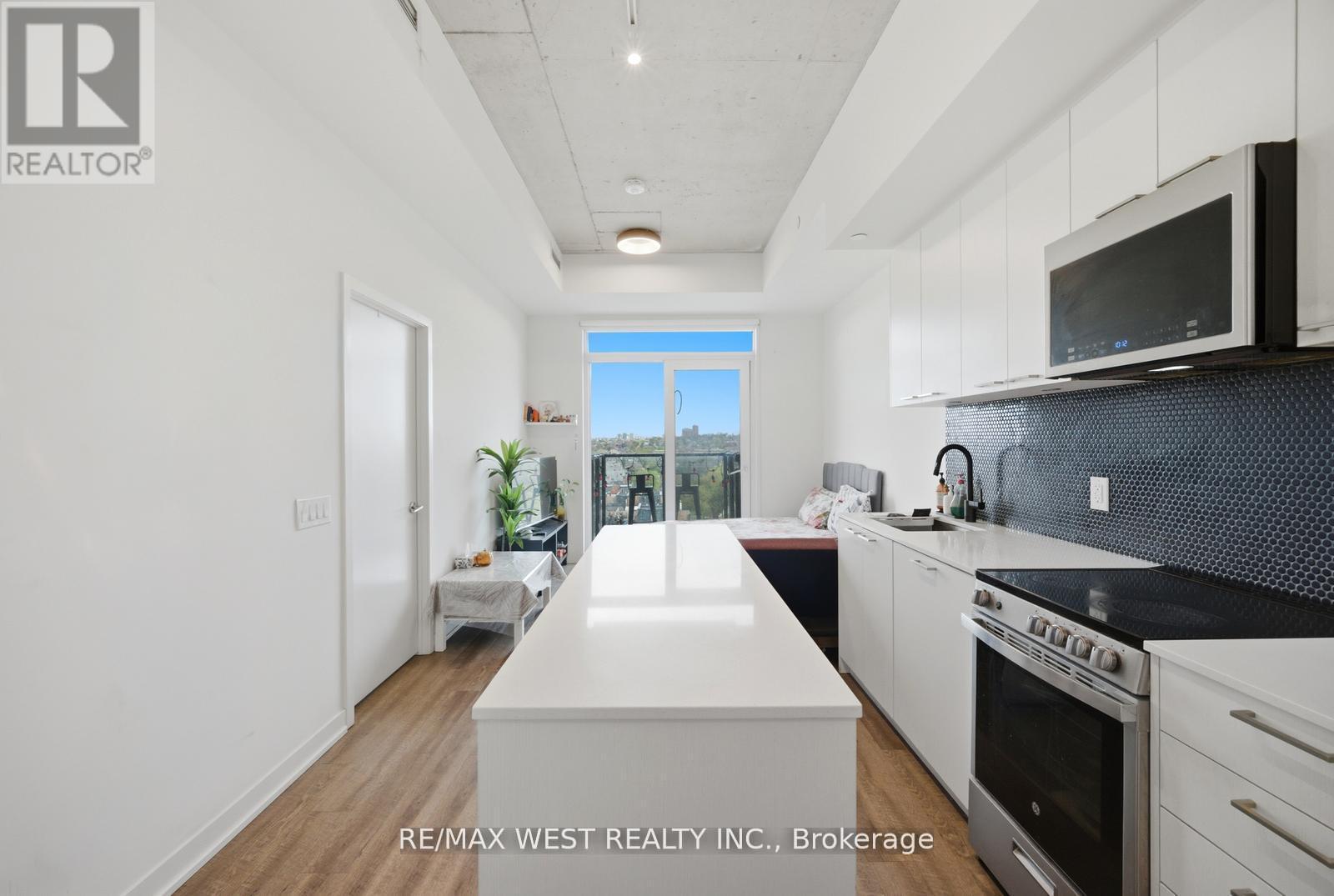 Apartment at 801 - 1808 ST. CLAIR AVENUE W, Toronto