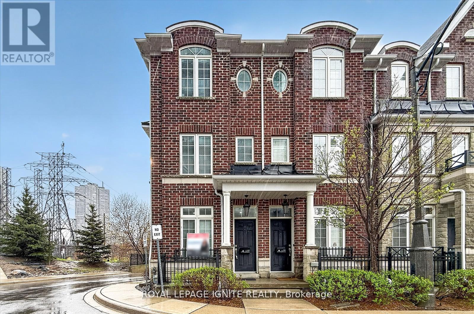 Townhouse at 95 - 117A THE QUEENSWAY, Toronto (High Park-Swansea)
