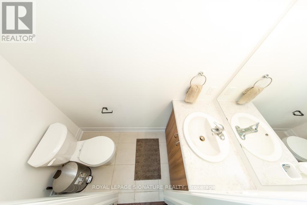 Townhouse at 102 SALINA STREET, Mississauga