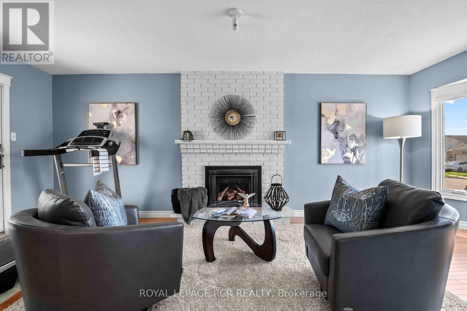 Detached at 46 GOLDGATE CRESCENT, Orangeville