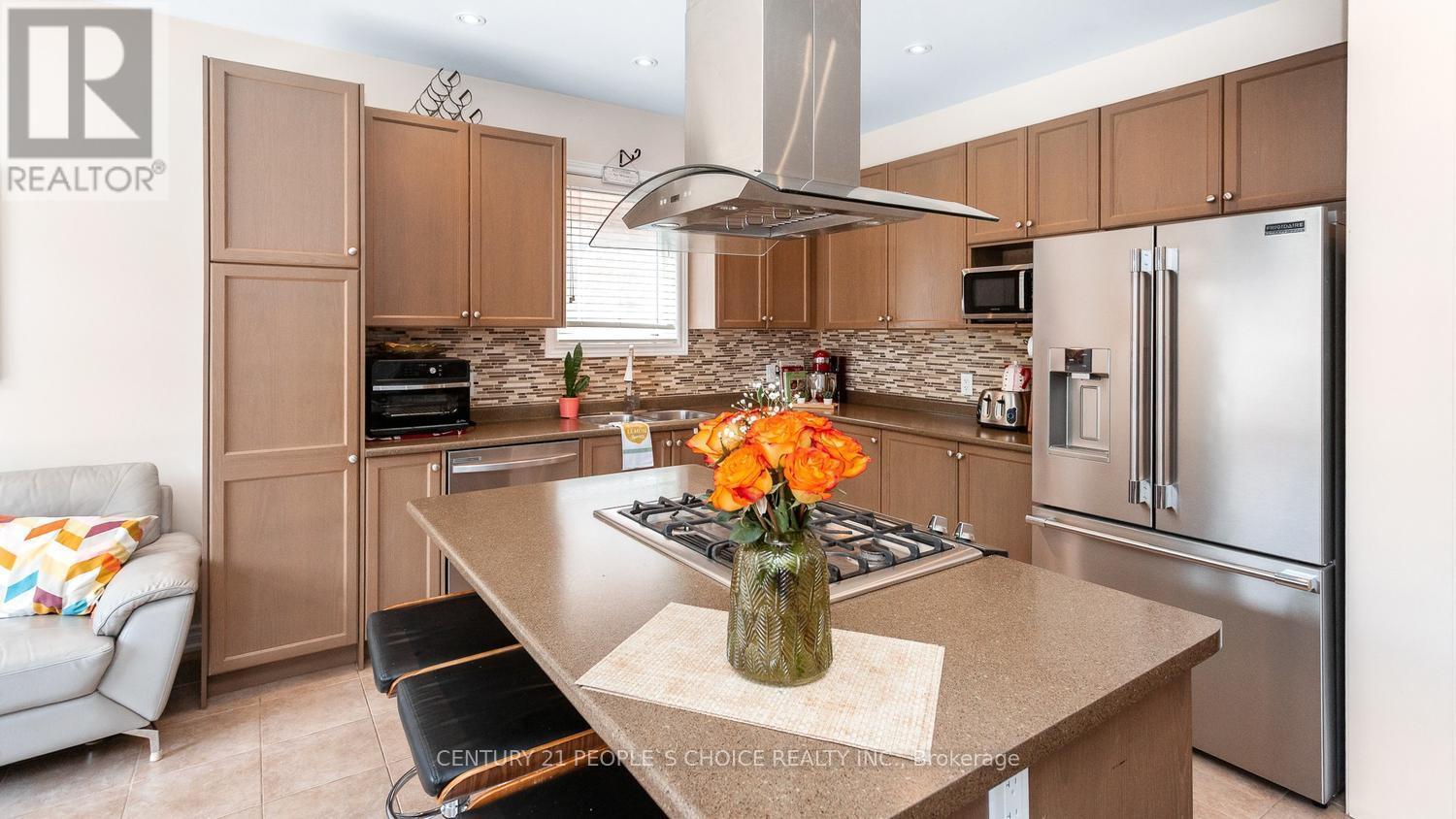 Detached at 48 WISHING WELL CRESCENT, Caledon