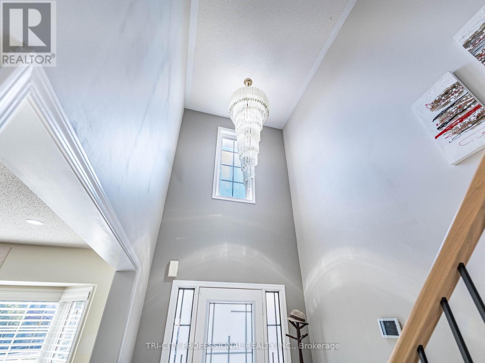 Detached at 18 SUGARHILL DRIVE, Brampton