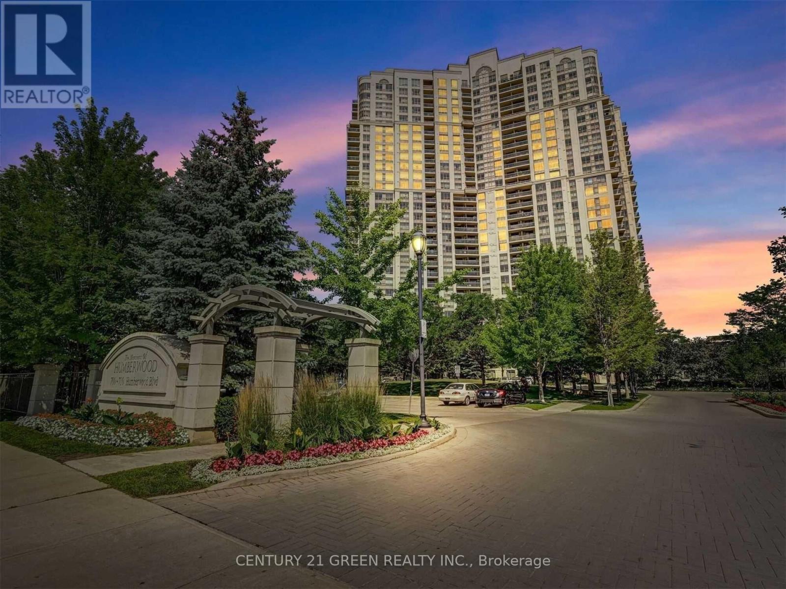 Apartment at PH1 - 710 HUMBERWOOD BOULEVARD, Toronto (West Humber-Clairville)