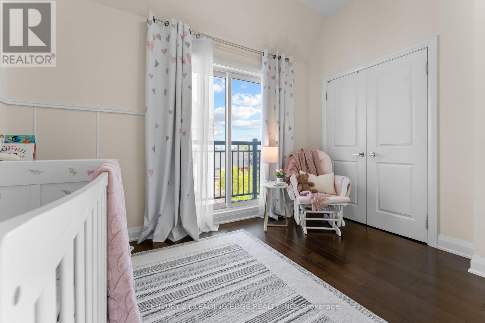 Townhouse at 18 - 3077 CAWTHRA ROAD, Mississauga