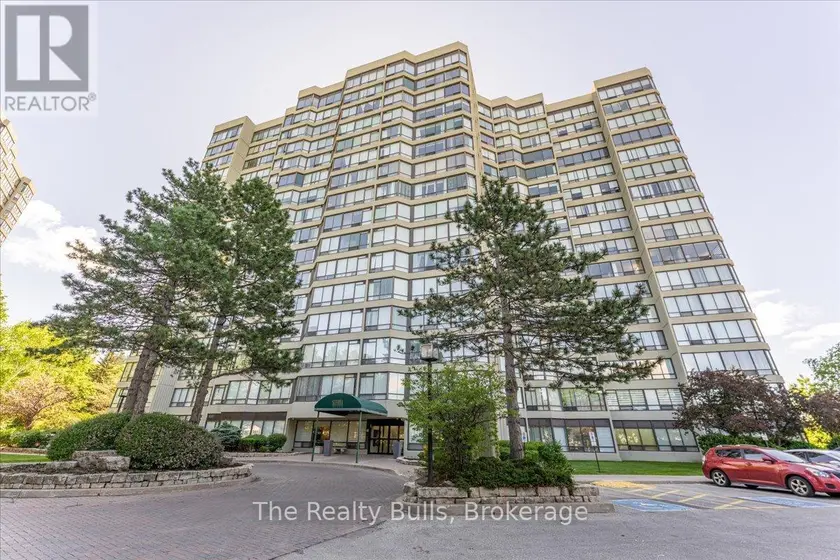 Apartment at 701 - 26 HANOVER ROAD, Brampton