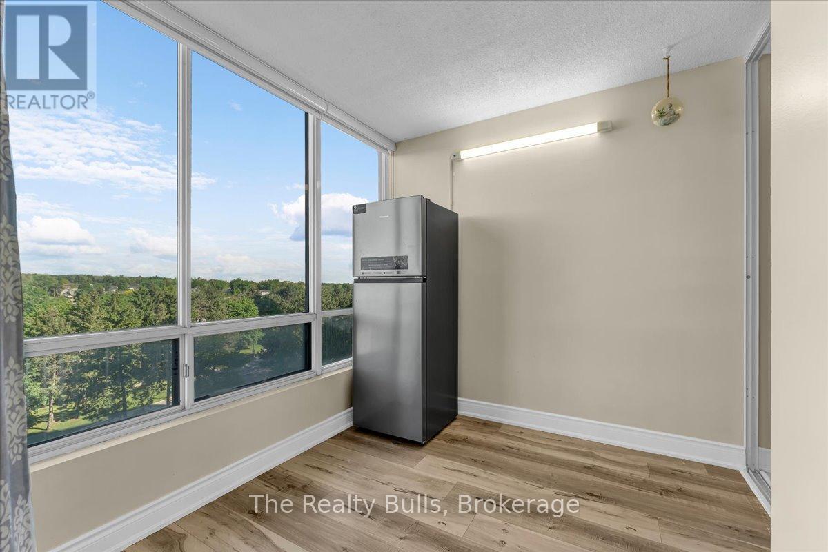 Apartment at 701 - 26 HANOVER ROAD, Brampton