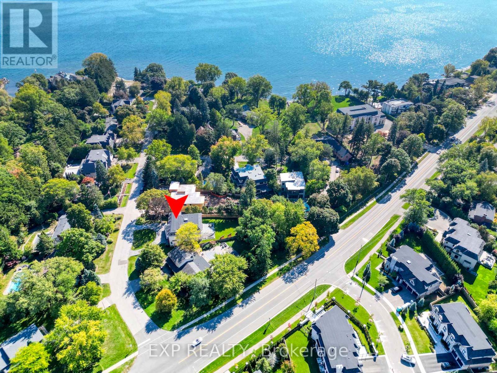 Detached at 150 WOLFDALE AVENUE, Oakville