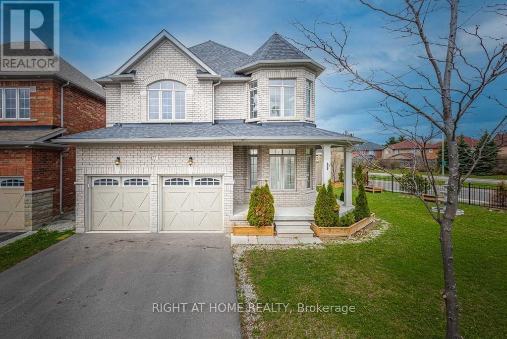 Detached at 22 VANWOOD CRESCENT, Brampton