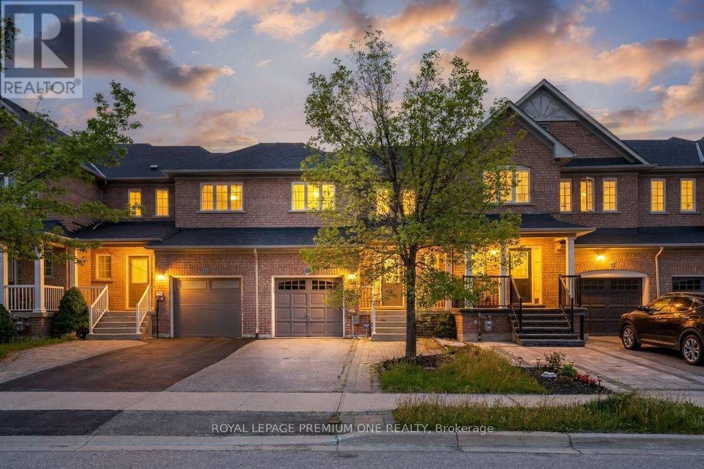 Townhouse at 13 SUMMITRIDGE COURT, Brampton (Bram East)