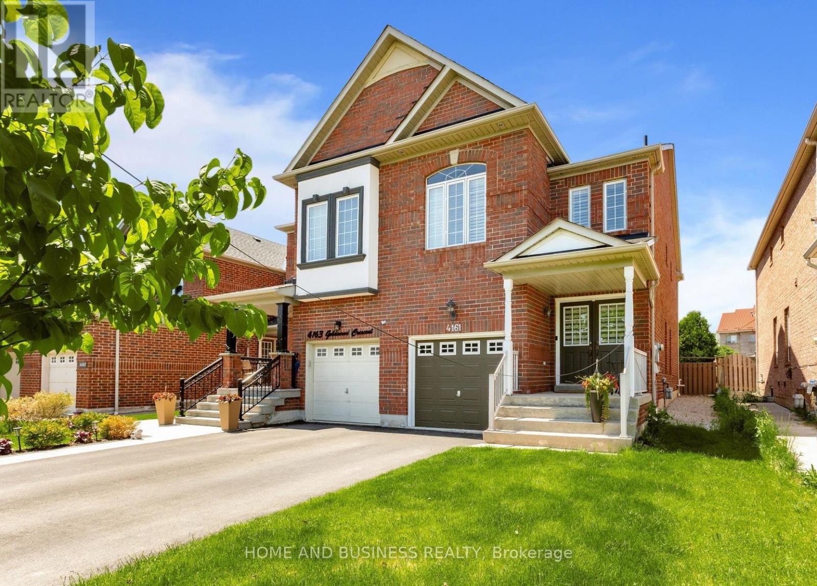 Semi-Detached/Link at 4161 GOLDENROD CRESCENT, Mississauga (East Credit)