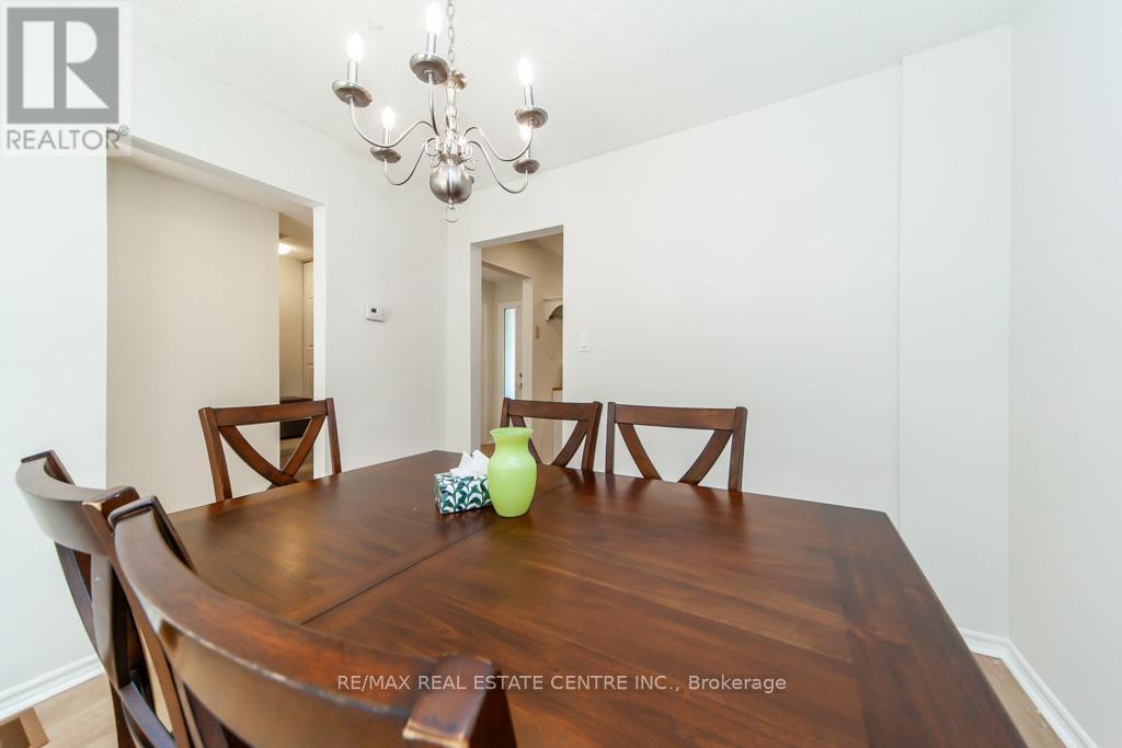 Townhouse at 88 - 2050 UPPER MIDDLE ROAD, Burlington