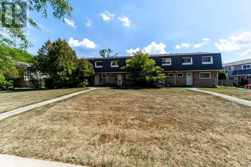 Townhouse at 88 - 2050 UPPER MIDDLE ROAD, Burlington (Brant Hills)