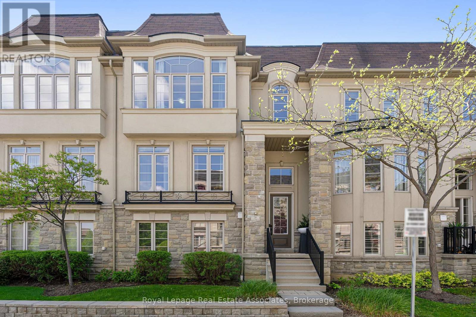 Townhouse at 20 - 4135 SHIPP DRIVE NE, Mississauga (City Centre)