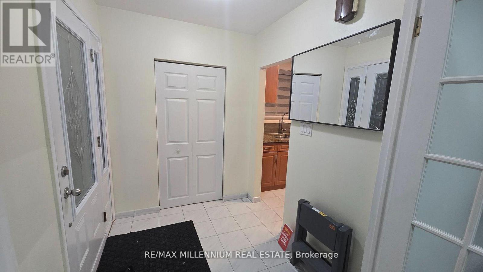 Semi-Detached/Link at 120 DUNCANWOODS DRIVE, Toronto